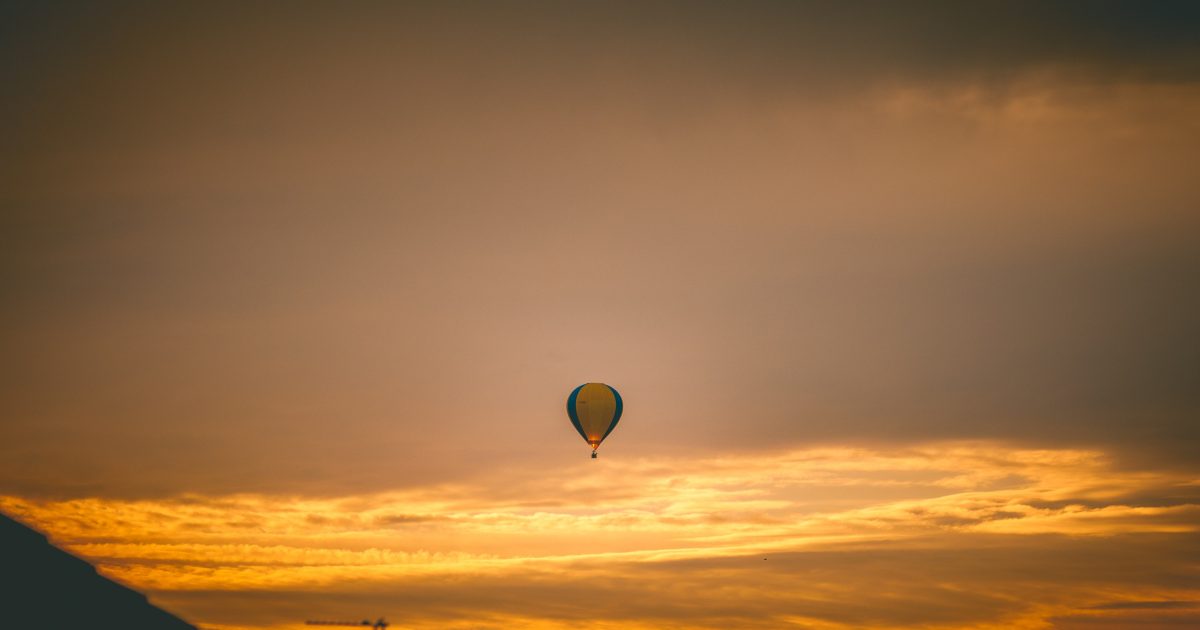 Hot Air Balloon Rides Over Auckland Balloons Over Britain